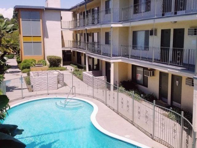 1 BR, 1 BA Apartment 12441 Old River School Road Unit 307, Downey, CA 90242