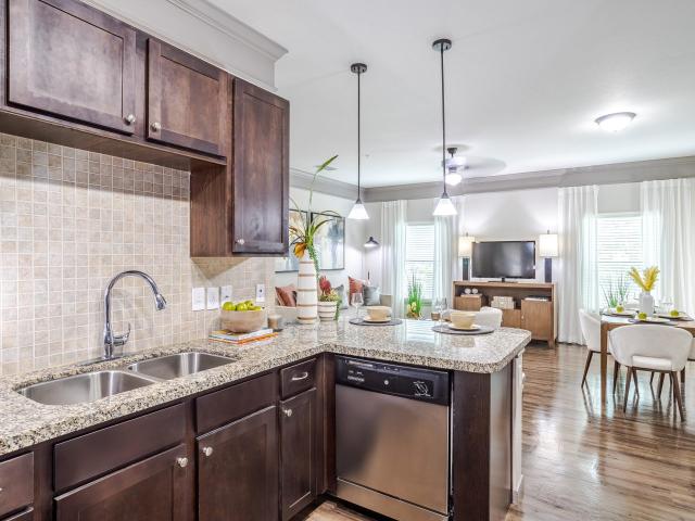 1 BR, 1 BA Apartment 12501 Broadway Street Unit 03108, Pearland, TX 77584