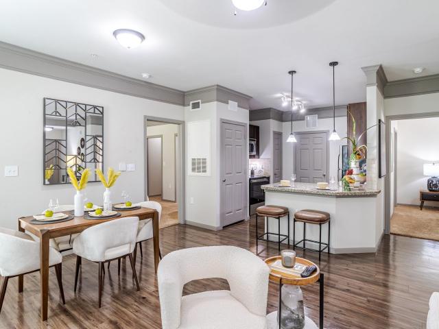 1 BR, 1 BA Apartment 12501 Broadway Street Unit 12113, Pearland, TX 77584