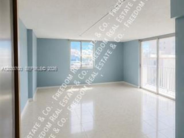 1 BR, 1 BA Apartment 1255 Collins Ave, Miami Beach, FL 33139