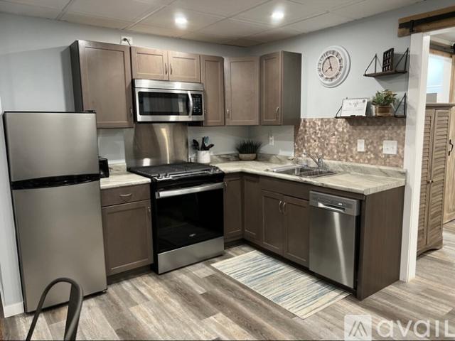 1 BR, 1 BA Apartment 125 E Barker Ave, Michigan City, IN 46360