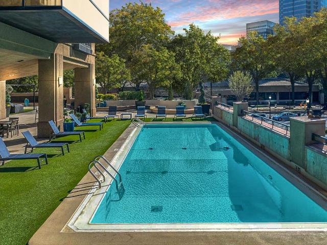 1 BR, 1 BA Apartment 1270 West Peachtree Street Northwest Unit 09D, Atlanta, GA 30309