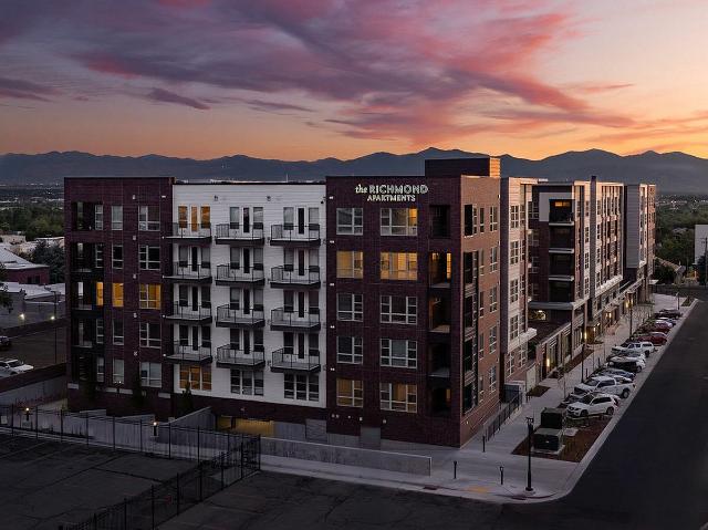 1 BR, 1 BA Apartment 1280 E Villa Vista Avenue Unit 324, Salt Lake City, UT 84106