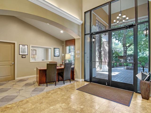 1 BR, 1 BA Apartment 12821 126th Way Northeast Unit G22, Kirkland, WA 98034