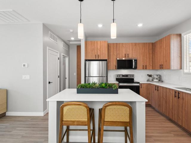 1 BR, 1 BA Apartment 1297 East Broadway Avenue Unit 165, Apache Junction, AZ 85119