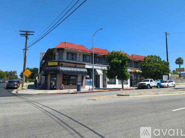 1 BR, 1 BA Apartment 1298 Queen Anne Pl, Unit 4, Los Angeles, CA 90019