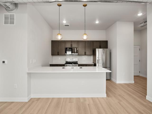 1 BR, 1 BA Apartment 1301 Mulberry Street Unit 210, Des Moines, IA 50309