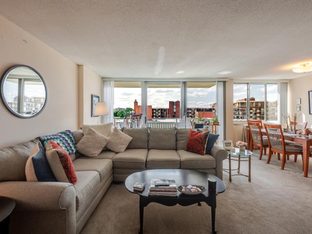 1 BR, 1 BA Apartment 1301 S Arlington Ridge Rd, Arlington, VA 22202