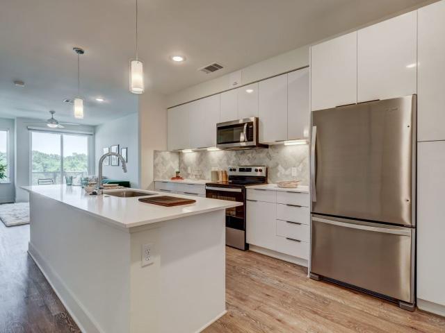 1 BR, 1 BA Apartment 1301 West Koenig Lane Unit 377, Austin, TX 78756