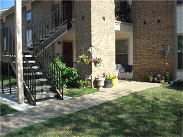 1 BR, 1 BA Apartment 1304 West Ave A, Hooks, TX 75561
