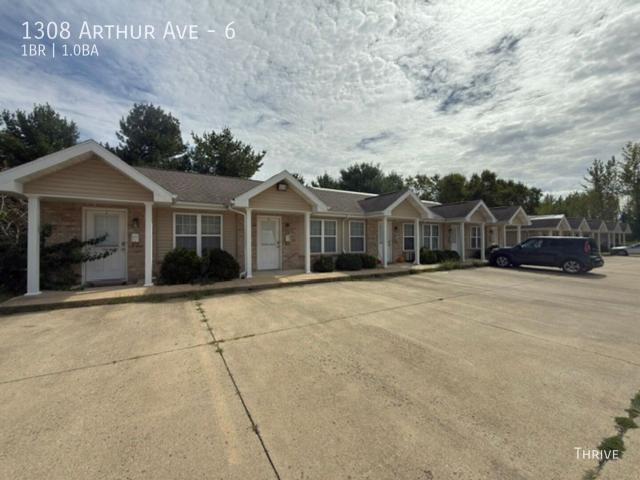 1 BR, 1 BA Apartment 1308 Arthur Ave, Charleston, IL 61920