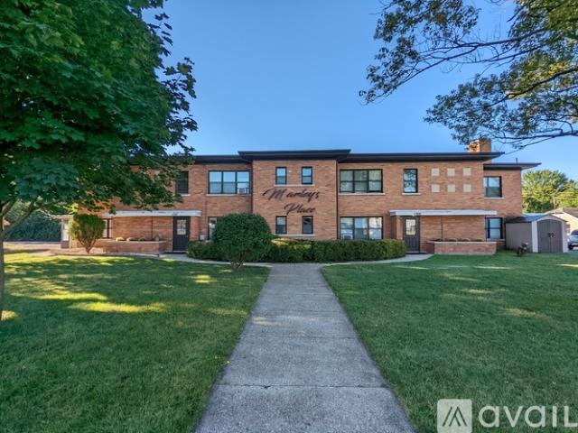 1 BR, 1 BA Apartment 1310 Mishawaka Ave, Unit 8, South Bend, IN 46615