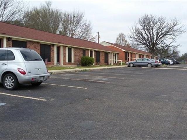 1 BR, 1 BA Apartment 1311 Plum Street, Lampasas, TX 76550