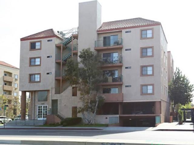 1 BR, 1 BA Apartment 1320 Venice Boulevard Unit 206, Venice, CA 90291