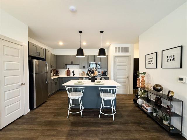 1 BR, 1 BA Apartment 13230 Cedar Rd Unit C132, Cleveland, OH 44118