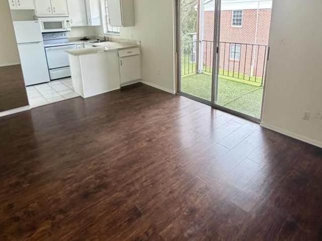 1 BR, 1 BA Apartment 1323 83rd Ave N, St. Petersburg, FL 33702