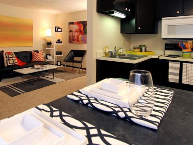 1 BR, 1 BA Apartment 1323 North 108th Street Unit 603, Omaha, NE 68114