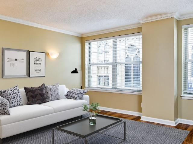 1 BR, 1 BA Apartment 1325 15th Street Northwest Unit 1 bed, 1 bath, $2422, Washington, DC 20005