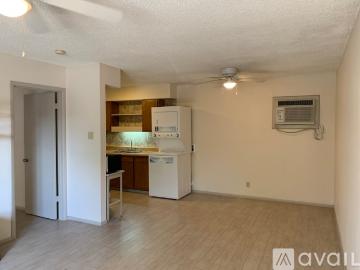 1 BR, 1 BA Apartment 1326 S St Marys St, Unit 6, San Antonio, TX 78210