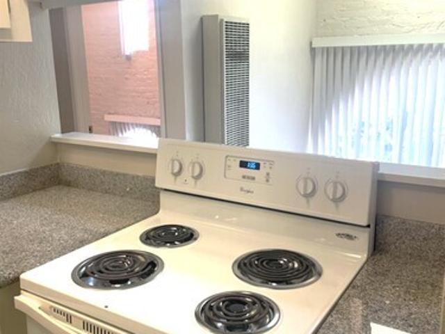 1 BR, 1 BA Apartment 1337 North Madison Street, Unit 21, Stockton, CA 95202