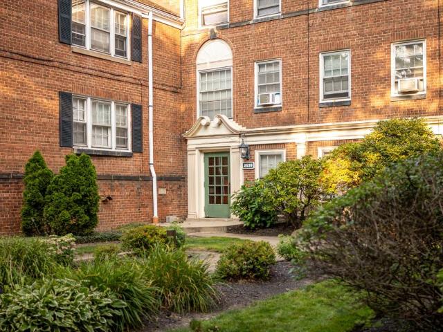 1 BR, 1 BA Apartment 13415 Shaker Boulevard Unit D15, Cleveland, OH 44120