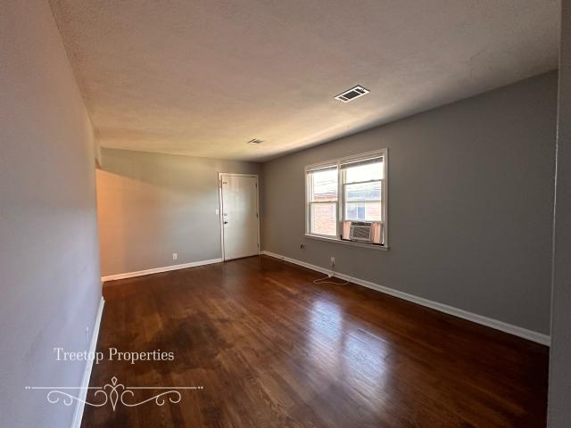 1 BR, 1 BA Apartment 1341 Royalty Ct, Lexington, KY 40504