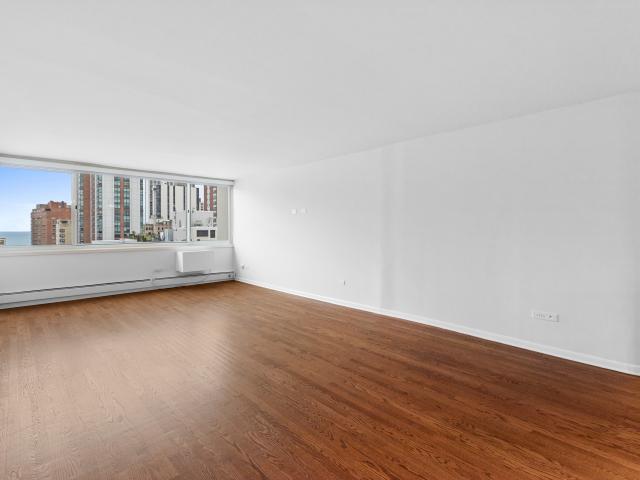 1 BR, 1 BA Apartment 1344 North Dearborn, Chicago, IL 60610
