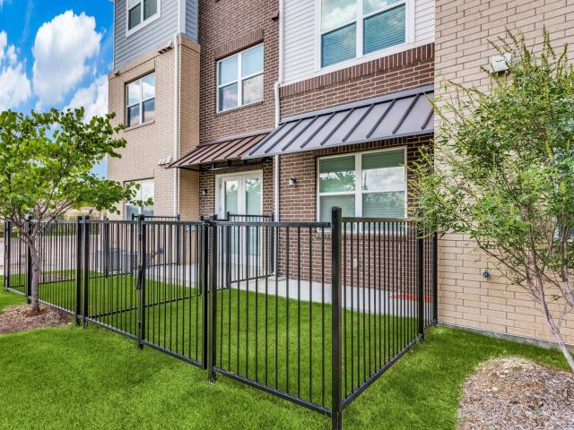 1 BR, 1 BA Apartment 1350 North Blue Mound Road Unit 2105, Fort Worth, TX 76131