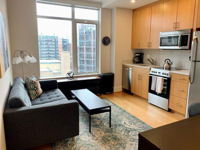 1 BR, 1 BA Apartment 1355 17th St NW Unit 205, Washington, DC 20036