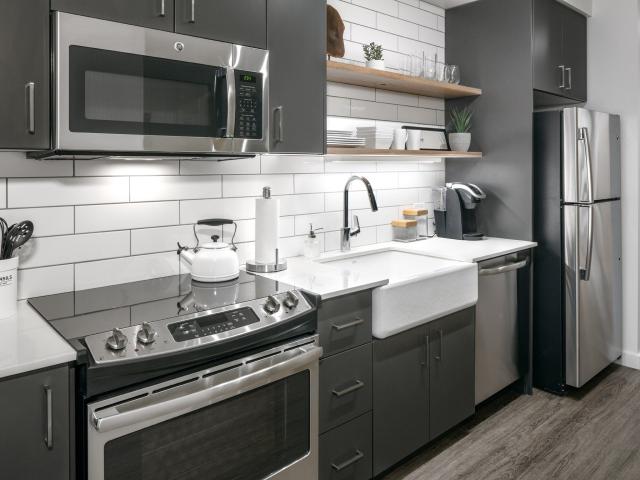 1 BR, 1 BA Apartment 135 NW 9th Ave Unit 513, Portland, OR 97209