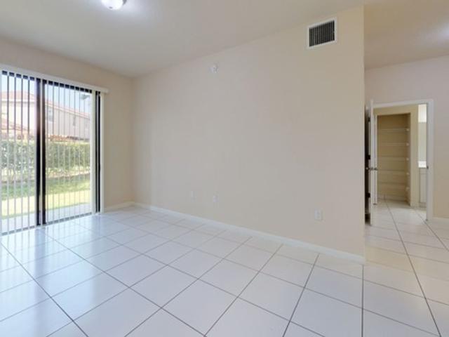 1 BR, 1 BA Apartment 13720 SW 272nd street Unit 01 760 101, Homestead, FL 33032