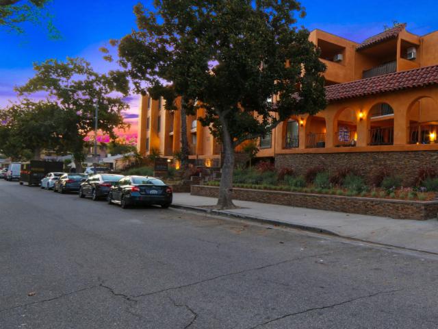 1 BR, 1 BA Apartment 1377 E Windsor Rd Unit 109, Glendale, CA 91205