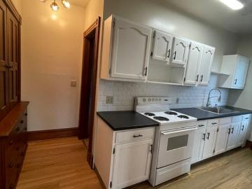1 BR, 1 BA Apartment 1384 3rd Street, Unit Apt 2, Rensselaer, NY 12144