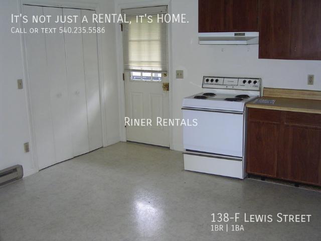 1 BR, 1 BA Apartment 138 F Lewis Street, Harrisonburg, VA 22801