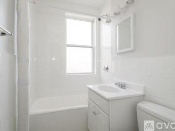 1 BR, 1 BA Apartment 138 Highland Ave, Unit 17, Somerville, MA 02143