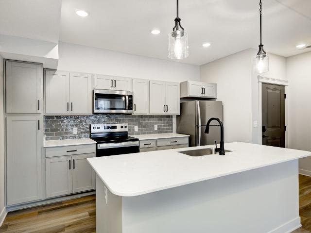 1 BR, 1 BA Apartment 13957 Royal Park Drive Unit 24 24 303, Noblesville, IN 46060