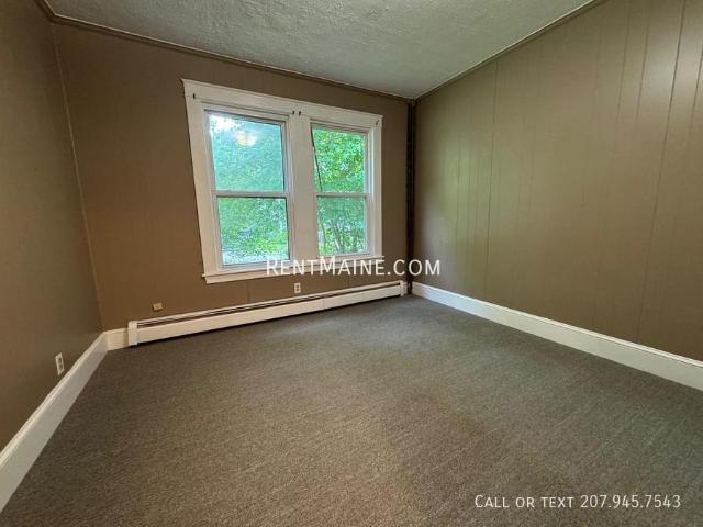 1 BR, 1 BA Apartment 13 Kidder St. Apt Winslow, ME 04901