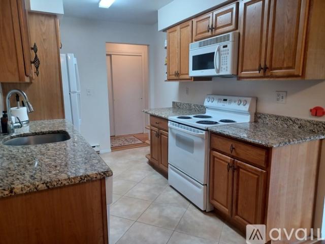 1 BR, 1 BA Apartment 1 Germonds Village, Unit 1, Bardonia, NY 10954