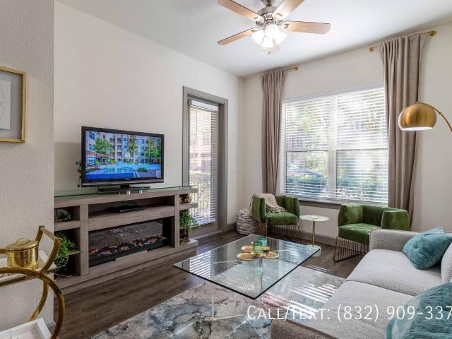 1 BR, 1 BA Apartment 1 Waterway Ave, The Woodlands, TX 77380