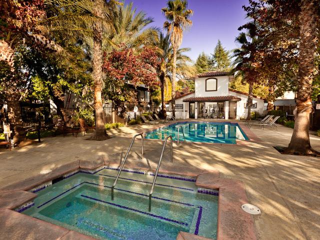 1 BR, 1 BA Apartment 2400 Sierra Boulevard Unit 008, Sacramento, CA 95825