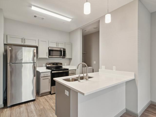 1 BR, 1 BA Apartment 2400 Riverfront Dr Unit 05F, Little Rock, AR 72202