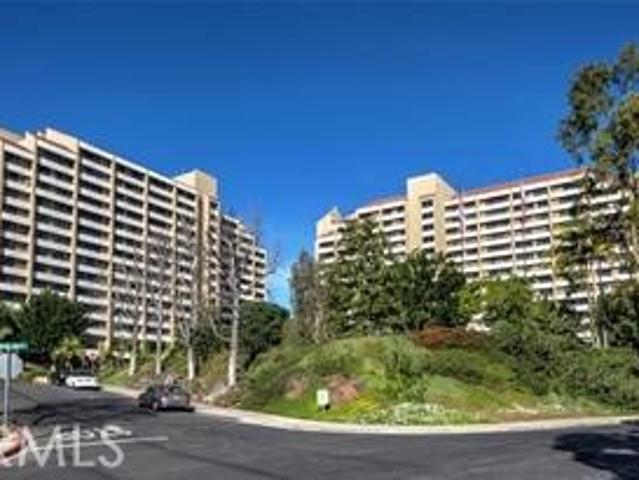 1 BR, 1 BA Apartment 24055 Paseo Del Lago, Laguna Woods, CA 92637