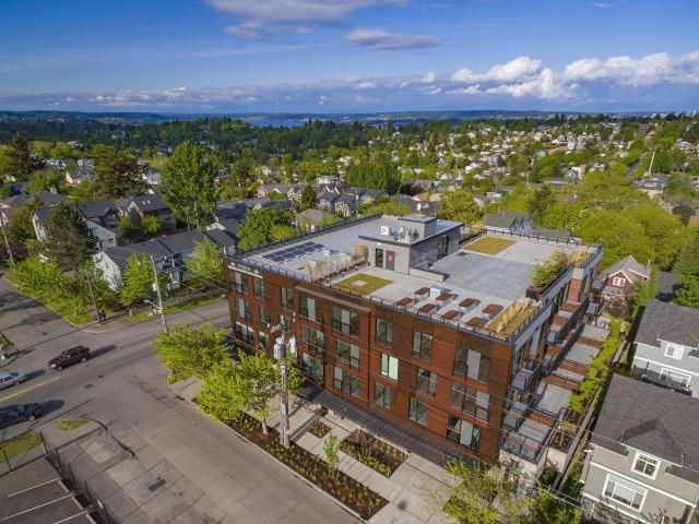 1 BR, 1 BA Apartment 2407 E Union St Unit 210, Seattle, WA 98122