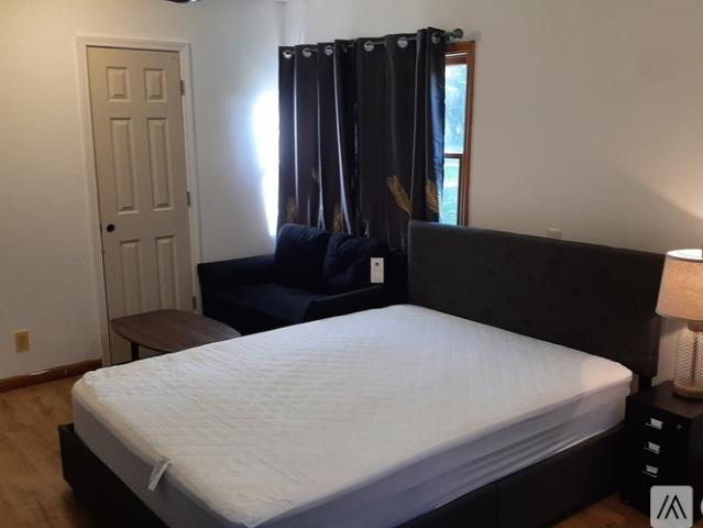 1 BR, 1 BA Apartment 240 Brookstone Drive, Athens, GA 30605