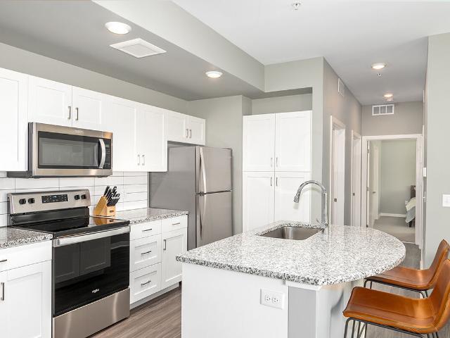 1 BR, 1 BA Apartment 240 N 1st St Unit A103, Grand Haven, MI 49417