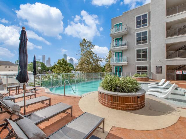 1 BR, 1 BA Apartment 2411 Washington Avenue Unit 249, Houston, TX 77007