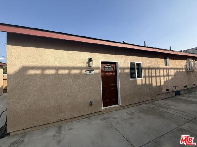 1 BR, 1 BA Apartment 2445 Harwood Street, Los Angeles, CA 90031