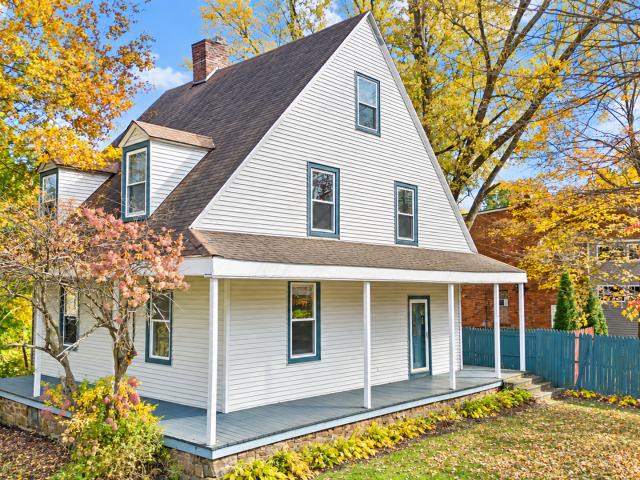 1 BR, 1 BA Apartment 24 Main St, Tariffville, CT 06081