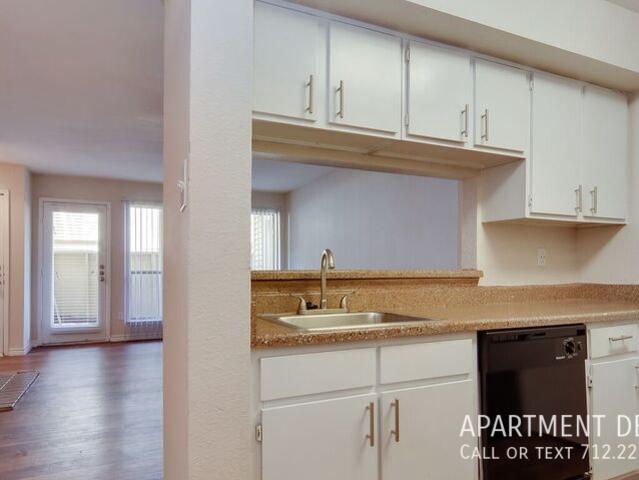1 BR, 1 BA Apartment 24 Heritage Colony DrÂ, Webster, TX 77598