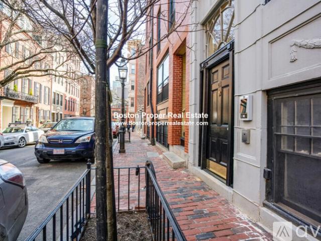 1 BR, 1 BA Apartment 24 Phillips St, Unit 4a, Boston, MA 02114